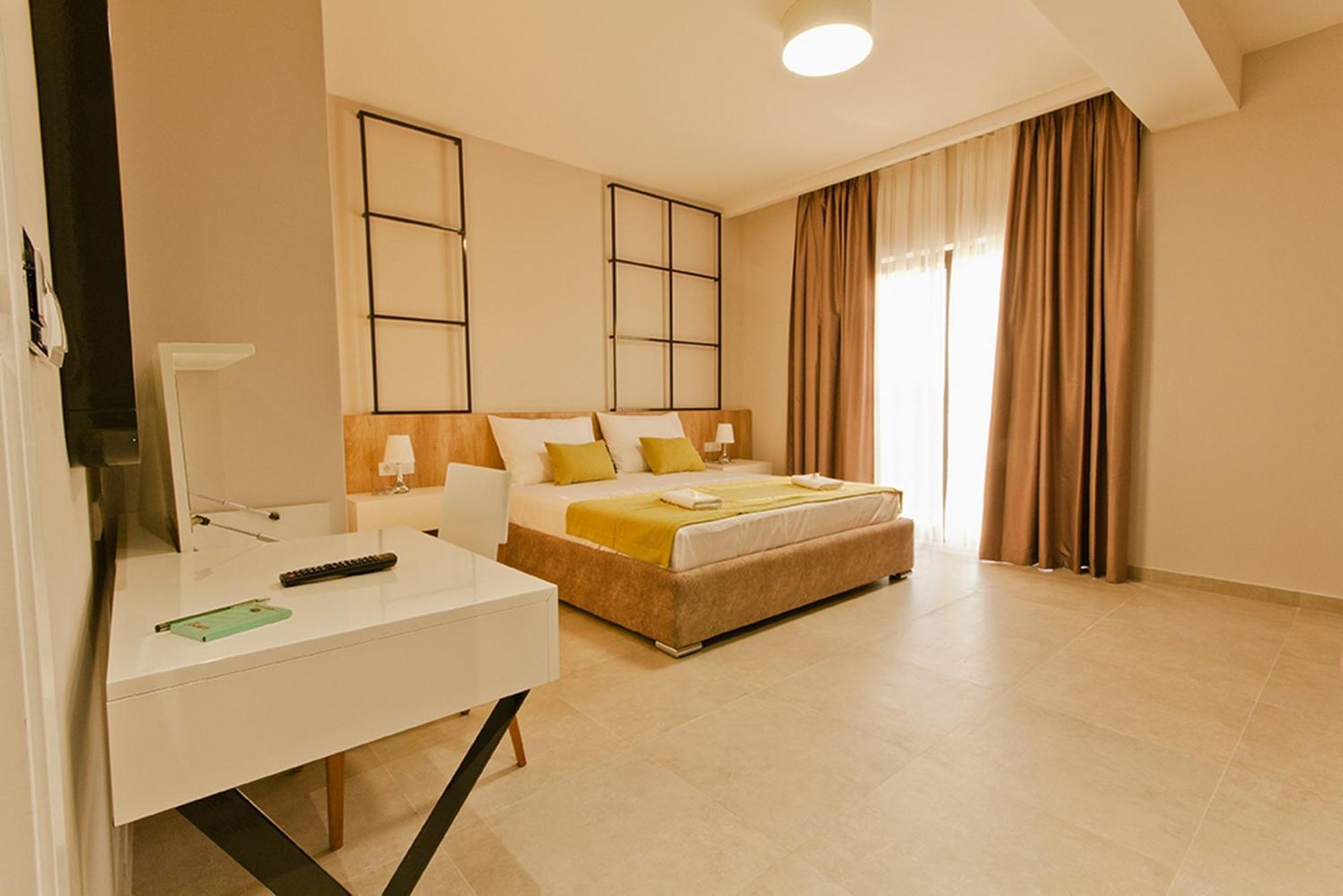 Hotel Hills Ulcinj Bilik gambar