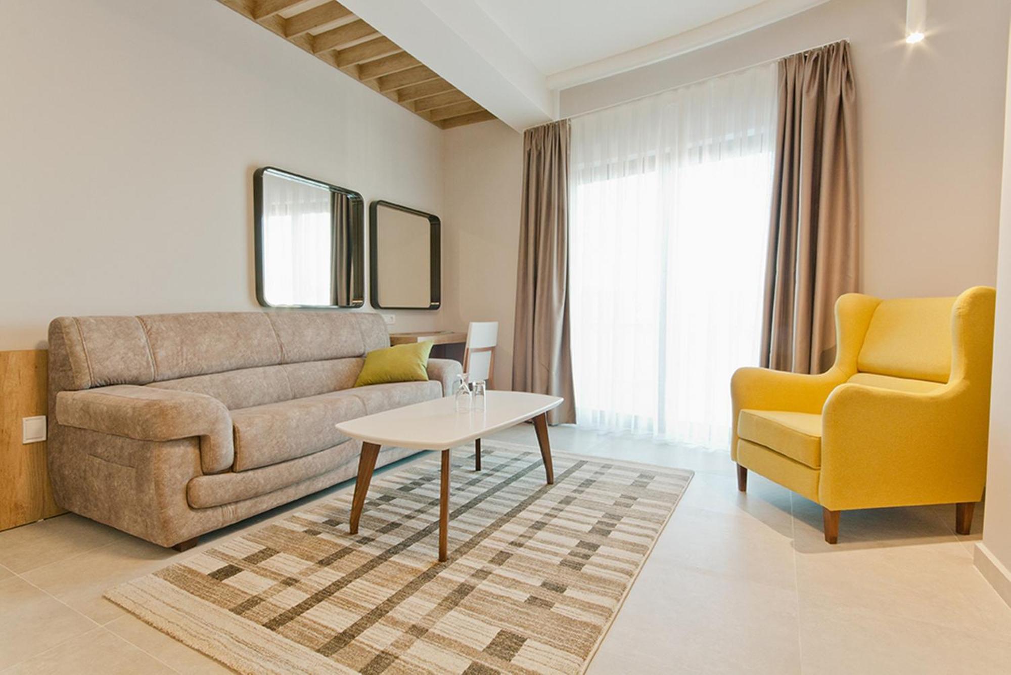 Hotel Hills Ulcinj Bilik gambar